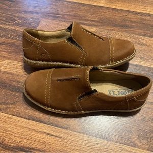 Women’s Born Shoes | size 7 |